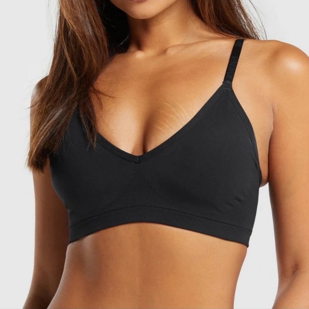 Gymshark Seamless v neck bralette